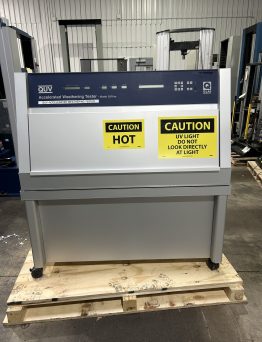 QUV Accelerated Weathering Tester Model QUV/SE