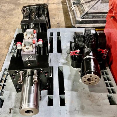 110KIP MTS 204.81 Hydraulic Actuator