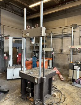 55KIP (250kN) MTS 322.21 T-Slotted Bed Plate Fatigue Load Frame