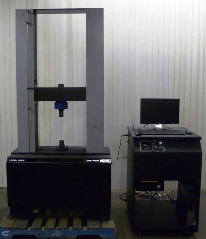 30K (150kN) Instron 4483 | Frank Bacon