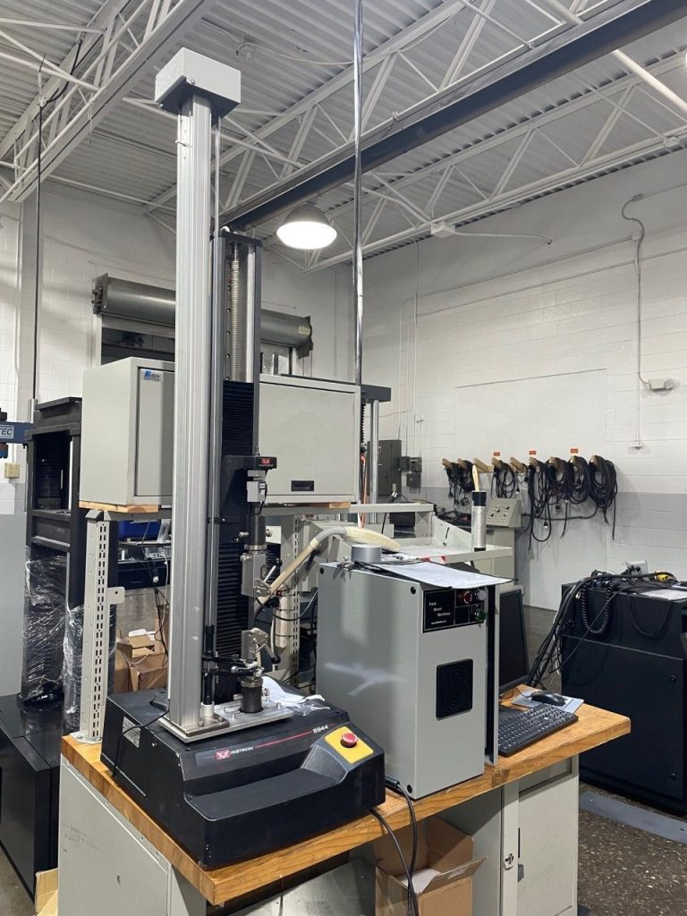450lbf (2kN) Instron 4444/5544 Single Column Tensile & Compression ...