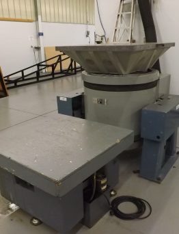 Unholtz Dickie Model R24 Vibration System