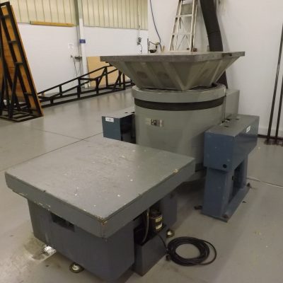 Unholtz Dickie Model R24 Vibration System