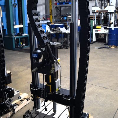 Instron Fatigue 8872
