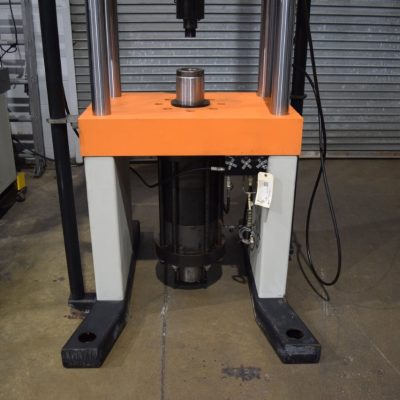 110KIP (500kN) Instron Model 1334 Fatigue Load Frame