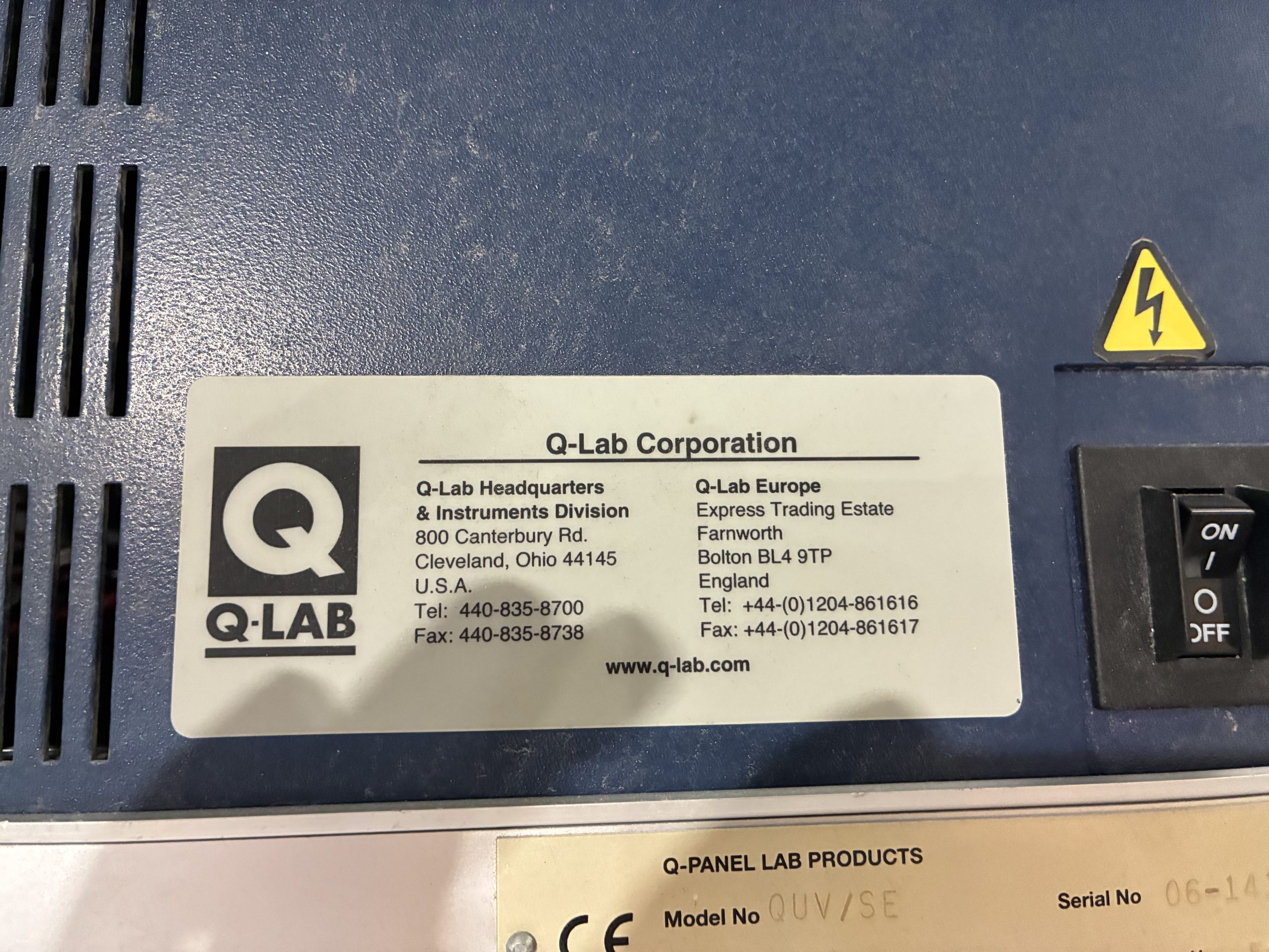 QUV Accelerated Weathering Tester Model QUV/SE