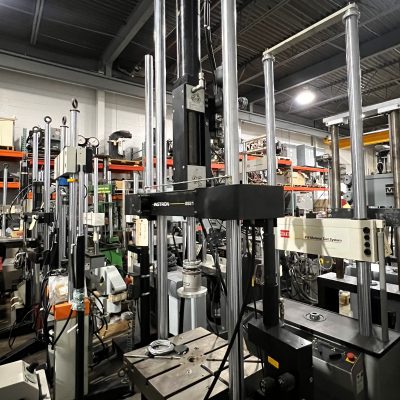 Instron Model 8821