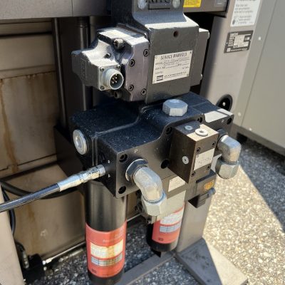 MTS MODEL 318.10 Fatigue Load Frame