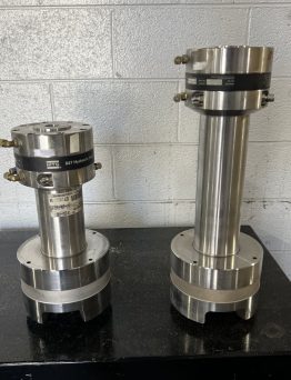 MTS Model 647.10 All Temperature Hydraulic Wedge Grips