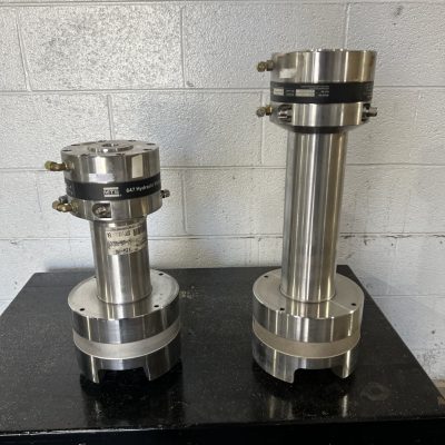 MTS Model 647.10 All Temperature Hydraulic Wedge Grips