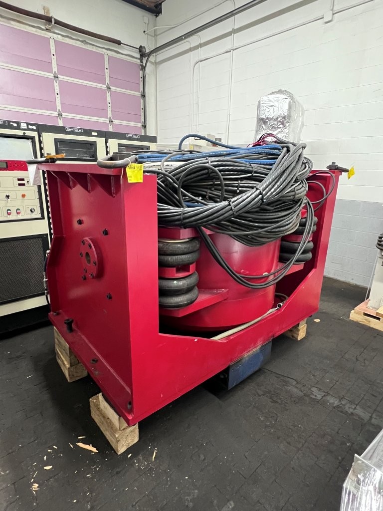 Data Physics Model LE-4022-3 Vibration System