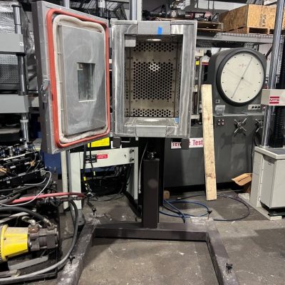 MTS Model 651.06B-03 Environmental Test Chamber