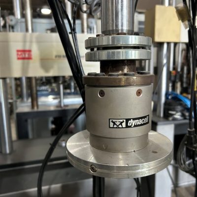 Instron Model 8821