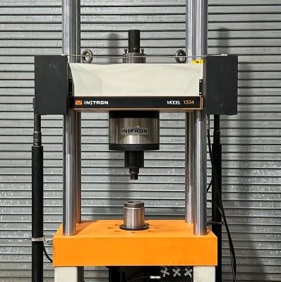 110KIP (500kN) Instron Model 1334 Fatigue Load Frame