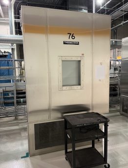 Thermotron FM-64-55-S Temperature & Humidity Test Chamber