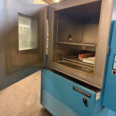 Thermotron Model SM-32C Environmental Chamber