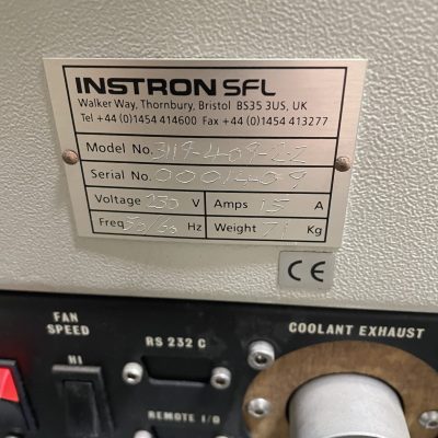 Instron Model 3119-409 Test Chamber