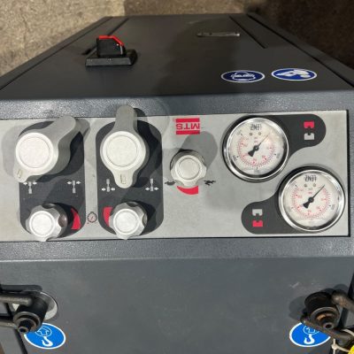 MTS Model 685.22D.05 Hydraulic Grip Supply Control Unit